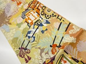 唐織御所車に草花模様織出し袋帯